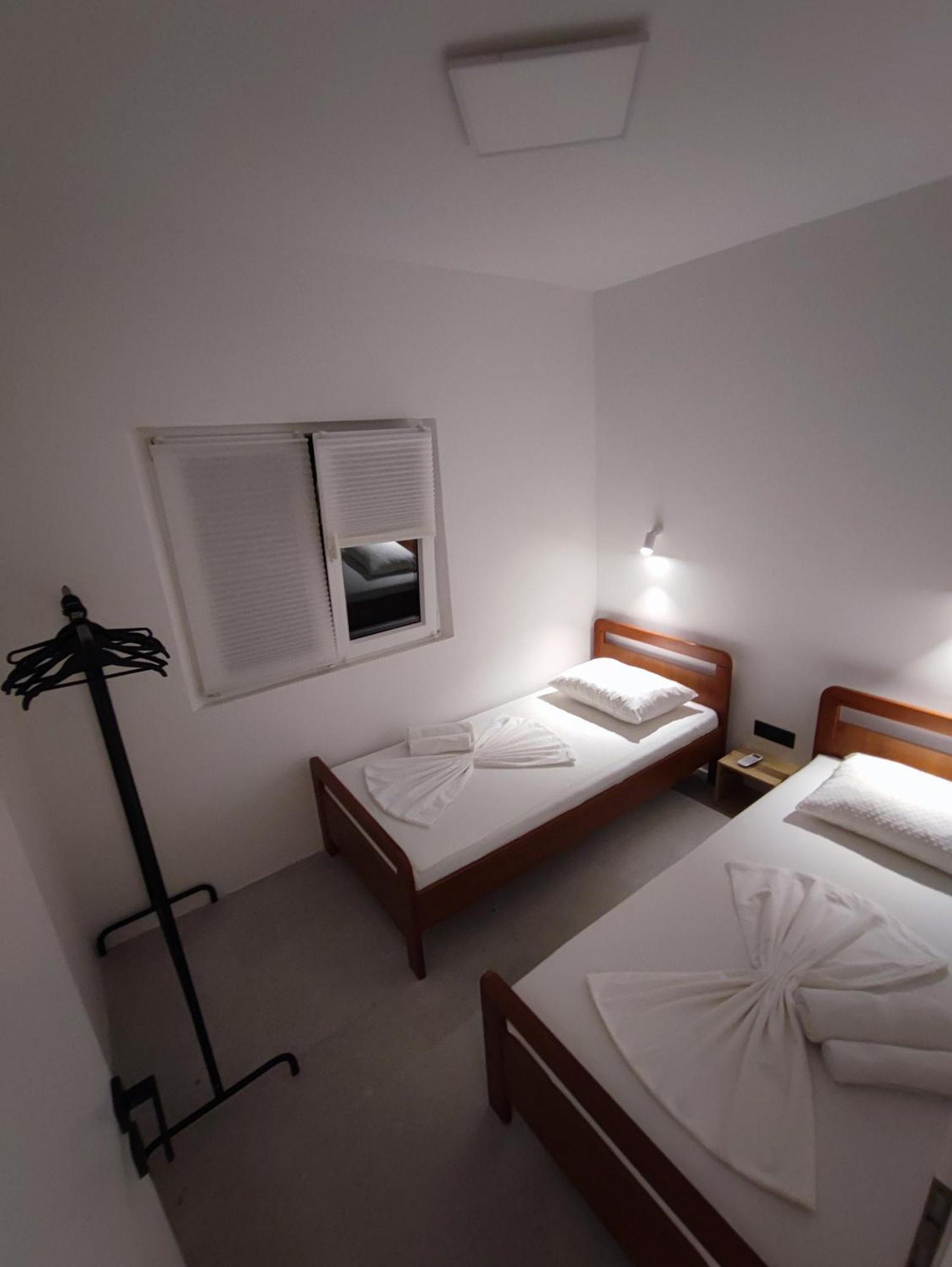 Astramaris Apartments Donji Okrug  Εξωτερικό φωτογραφία