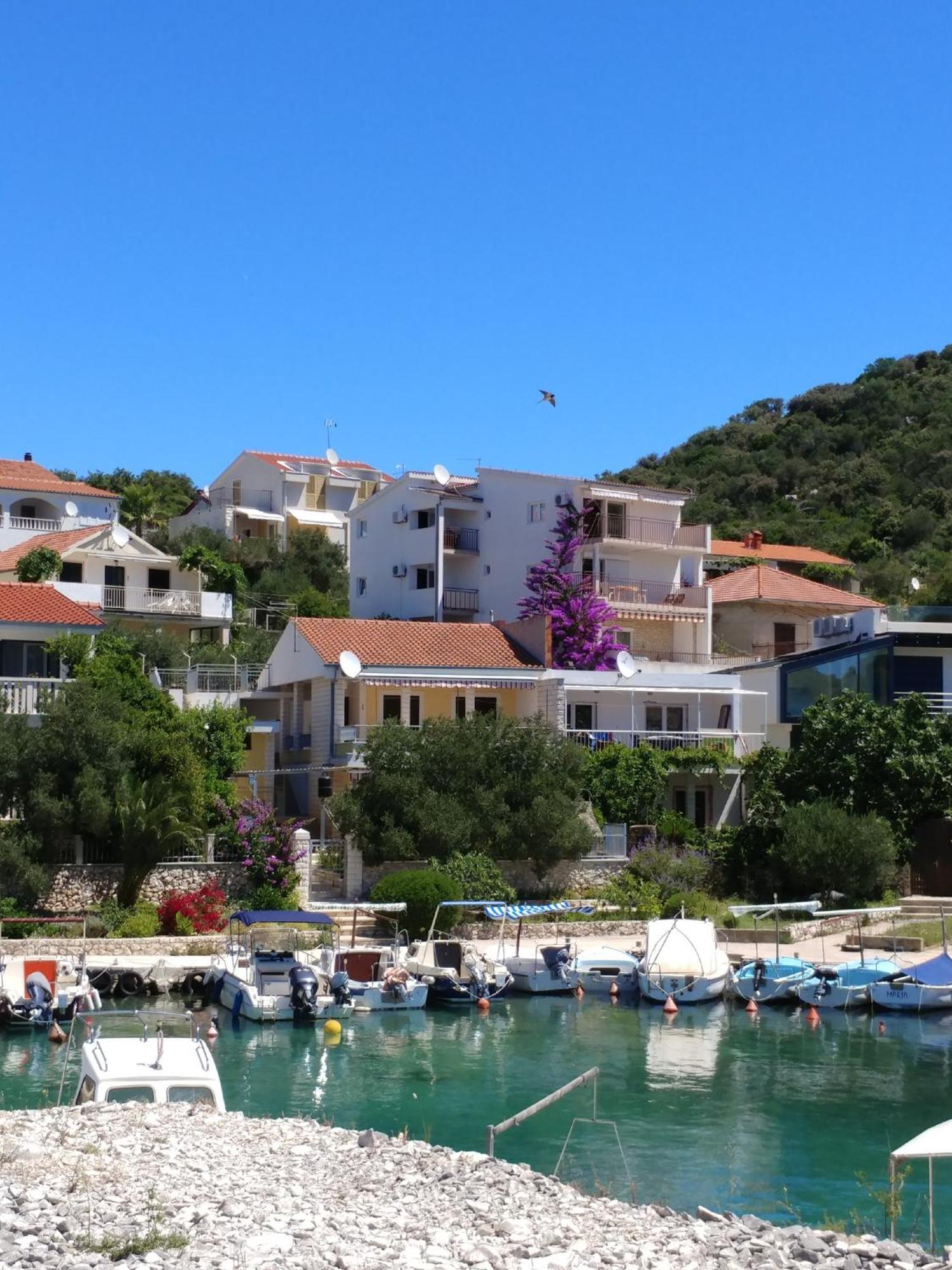 Astramaris Apartments Donji Okrug  Εξωτερικό φωτογραφία